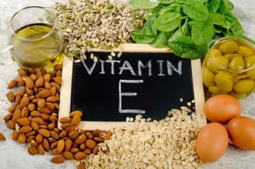 How to Increase Your Vitamin E Intake with Nuts and Seeds